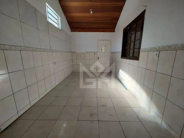 Imagem 2: Casa Ampla com 4 Quartos no Bairro Centro em Gravataí