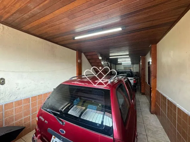 Imagem 10: Seu Novo Refúgio: Ampla Casa com 5 Dormitórios em Nossa Chácara!