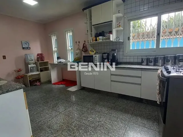 Imagem 12: Sobrado em Niterói com 250.49 M² , 4 Quarto(S) , 1 Suíte(S) , 4 Vaga(S). Sobrado Em