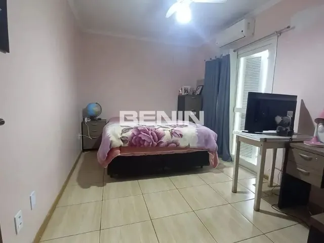 Imagem 16: Sobrado em Niterói com 250.49 M² , 4 Quarto(S) , 1 Suíte(S) , 4 Vaga(S). Sobrado Em