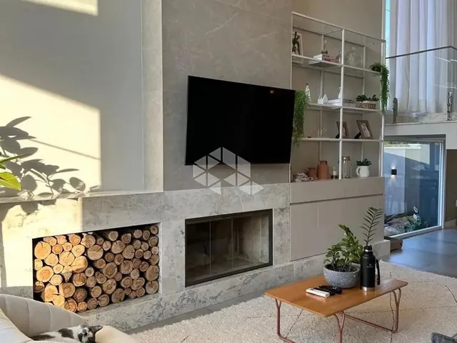 Imagem 1: Sobrado em Condomínio Fechado, 3 Suites, 230 M² Construído, Mobiliado, Nova santa Rita