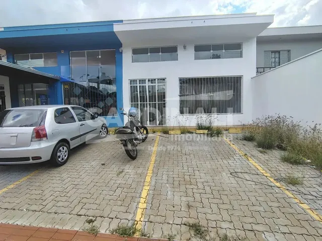 Imagem: Salão Comercial com Garagem na Frente