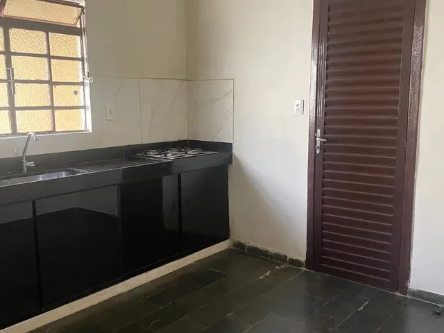 Imagem: Aluga-Se Casa 3 Quartos
