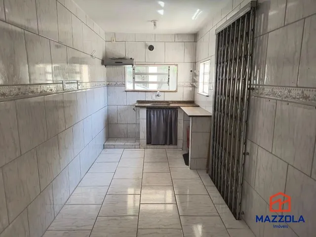 Imagem 10: Casa para Aluguel, 3 Quartos, 3 Suítes, 3 Vagas, Teresopolis - Porto Alegre/Rs