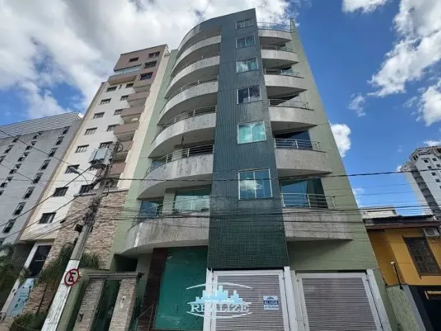 Imagem: O apartamento possui 4 Dormitórios, 1 Suíte, 3 Banheiros
