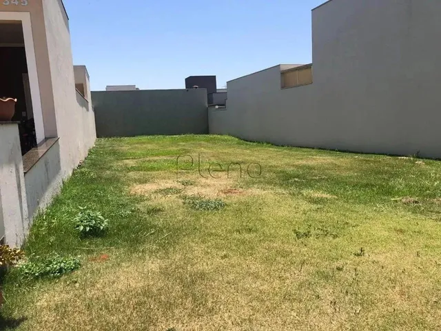 Imagem: O terreno possui 300m² de Área e está localizado em