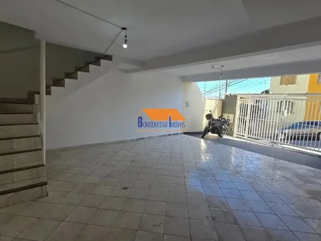 Imagem 1: Excelente Casa para Locação com Entrada Individual - Ampla, Confortável e Bem
