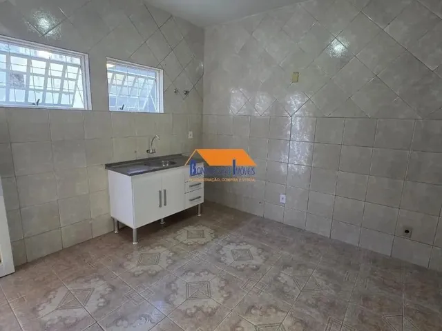 Imagem 10: Excelente Casa para Locação com Entrada Individual - Ampla, Confortável e Bem
