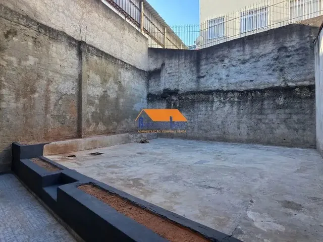 Imagem 6: Excelente Casa para Locação com Entrada Individual - Ampla, Confortável e Bem