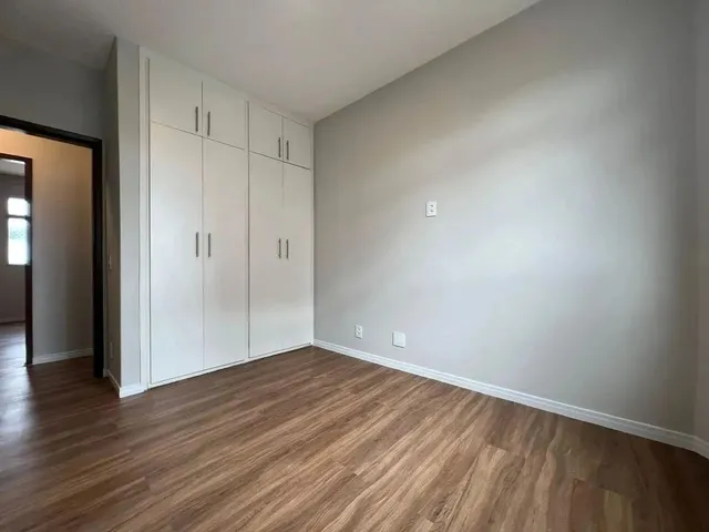 Imagem 6: Apartamento com 3 Quartos para Alugar 95M² - Graça