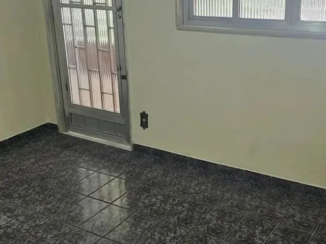 Imagem 2: Excelente Casa com 2 Qtos com 63M2 Área Construída em Olinda / Nilópolis/Rj