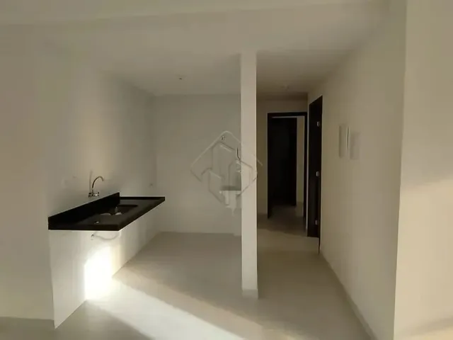 Imagem 5: Moderno Apto de 2 Quartos com Suíte, Piscina e Localização Privilegiada nos Bancários