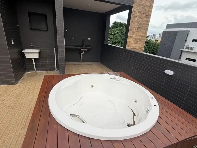 Imagem 2: Cobertura Duplex - 3 Quartos nos Bancários