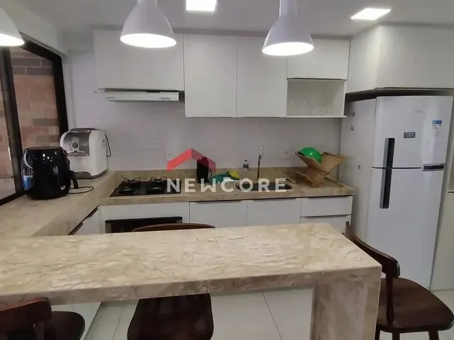 Imagem: A casa em condomínio possui 3 Dormitórios, 3 Suítes, 4