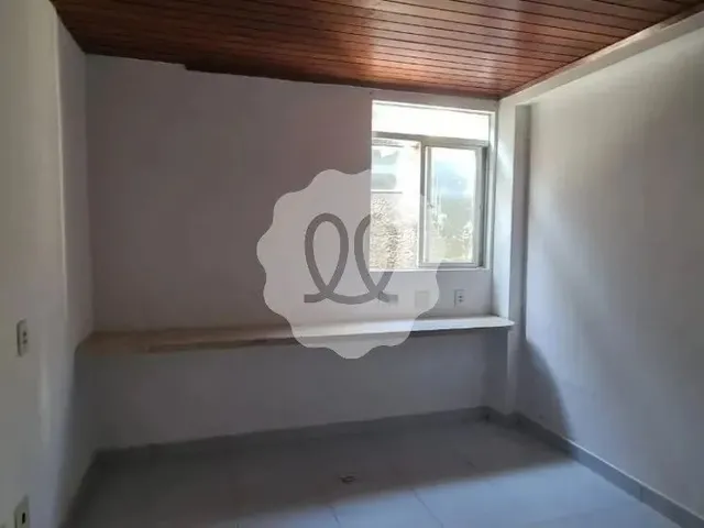 Imagem 12: Apto Á Venda com 3 Quartos Sendo 1 Suíte em Intermares