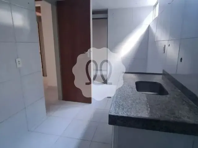 Imagem 11: Apto Á Venda com 3 Quartos Sendo 1 Suíte em Intermares