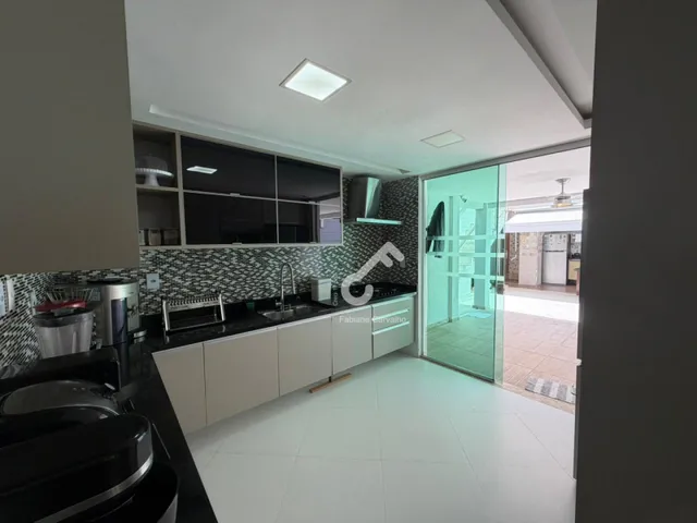 Imagem 6: JOCKEY, Lauro de Freitas. Duplex ENERGIA SOLAR, 4 quartos sendo 3 suítes e 1 quarto