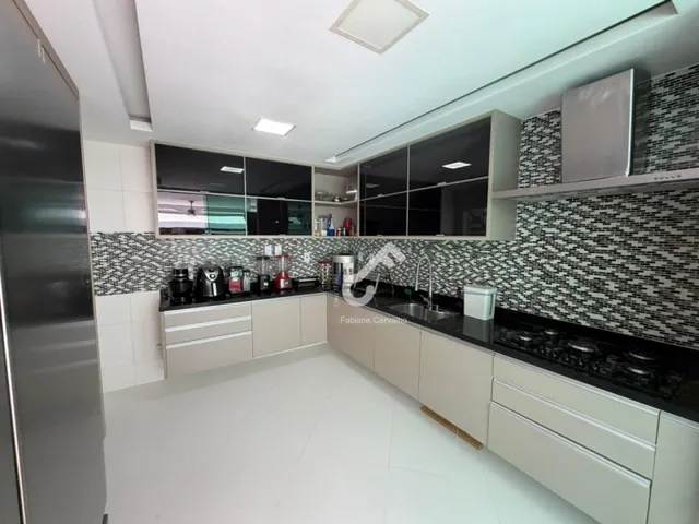 Imagem 8: JOCKEY, Lauro de Freitas. Duplex ENERGIA SOLAR, 4 quartos sendo 3 suítes e 1 quarto