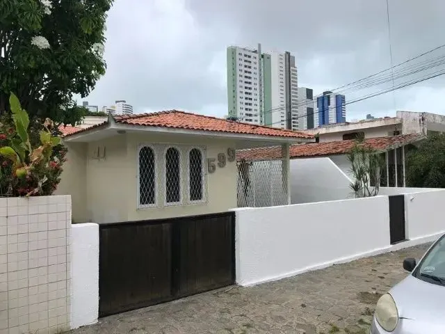 Imagem: Casa com Piscina na Torre