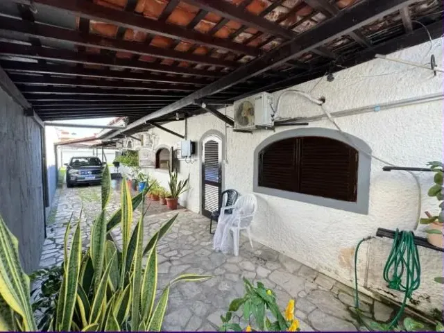 Imagem 2: Casa com Piscina e 5/4 no Zé Américo