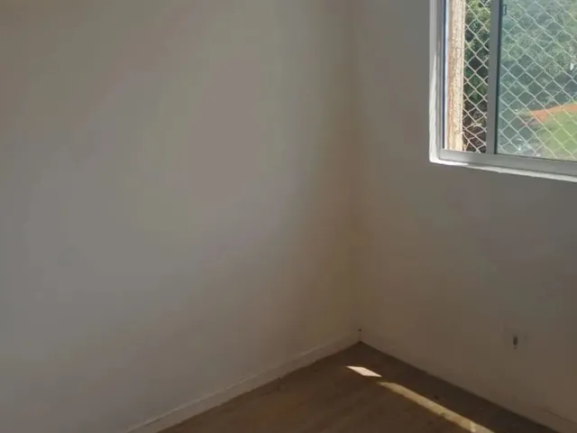 Imagem 5: Alugo Apartamento de 2 Quartos