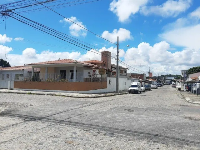 Imagem: Excelente Casa no Bairro da Torre de Esquina