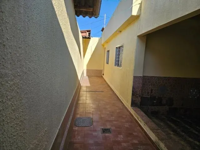 Imagem 1: Casa com 3 Quartos e Garagem no Setor Sul Gama