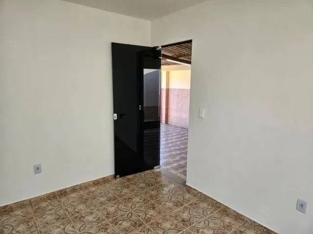 Imagem 8: Casa com 3 Quartos e Garagem no Setor Sul Gama