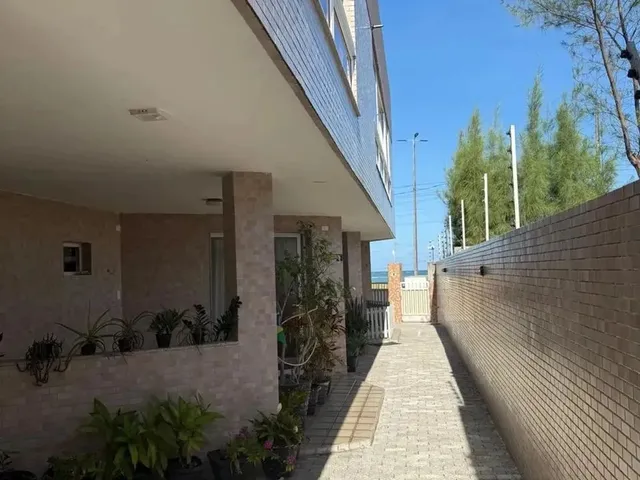 Imagem: A casa em condomínio possui 4 Dormitórios, 1 Suíte, 3
