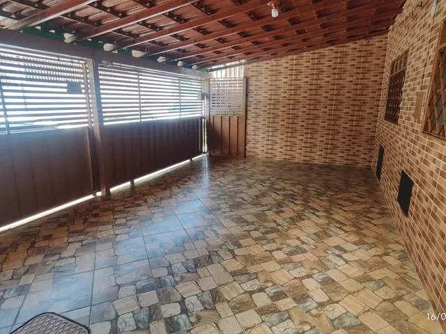Imagem: Alugo Casa 3 Quartos, Sozinha no Lote