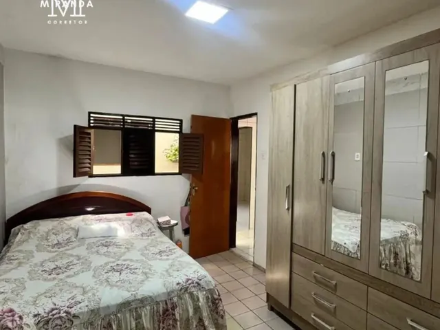 Imagem 9: Casa para Venda na Torre, com 4 Quartos