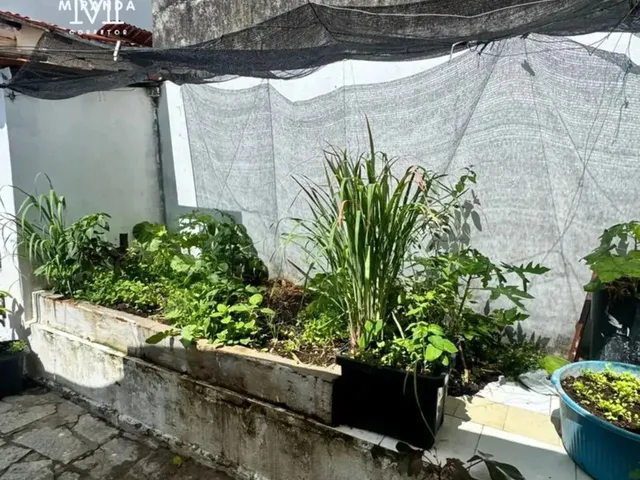 Imagem 15: Casa para Venda na Torre, com 4 Quartos