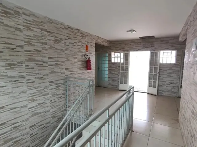 Imagem 3: Alugo Ap 2 Quartos com Varanda e Vaga de Garagem Mobiliado