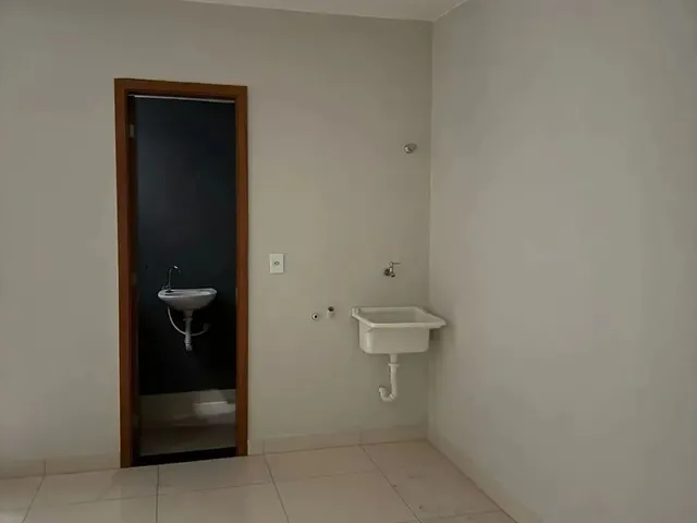 Imagem 10: Aluga-Se Apartamento/Kitnet na Qe 40 Guará 2 Próximo Polo de Modas e de Parada De