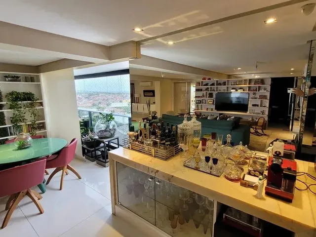 Imagem 6: Belíssimo Apartamento com 250M², 4 Suítes Sendo 1 Master, Escritório, Andar Alto, Em
