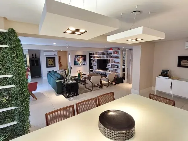 Imagem 3: Belíssimo Apartamento com 250M², 4 Suítes Sendo 1 Master, Escritório, Andar Alto, Em