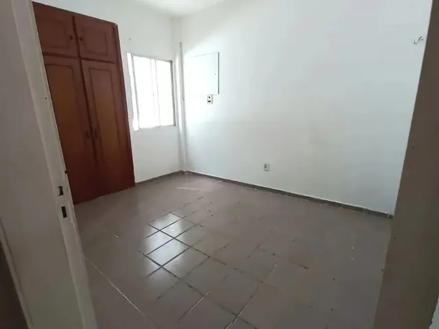 Imagem 2: Apartamento com 2 Quartos em Barro Vermelho - Natal - Rn