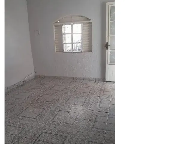 Imagem: Alugo Casa 3 Quartos-1 Vaga- Portão Eletrônico-Samambaia