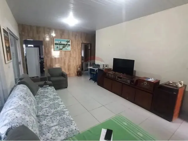 Imagem 15: Excelente Casa com 2 Quartos Sendo Uma Suíte , em Uma Ótima Localização Perto do Novo