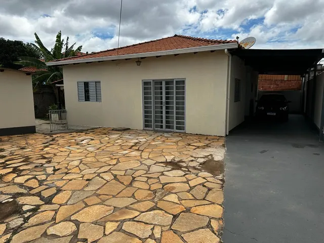 Imagem: Alugo Excelente Casa C/ 3Qts, 2 Sts Edícula