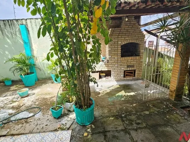 Imagem 7: Casa em Candelária, 4 Quartos, Sendo 2 Suítes, Próx Ao Trt e Ao Fórum, 300M²