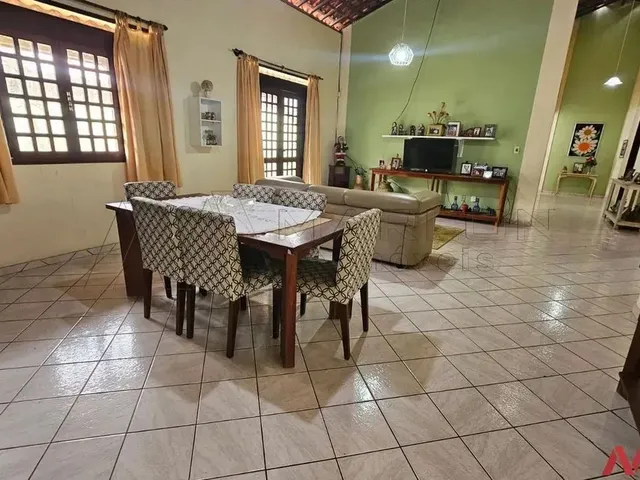Imagem 9: Casa em Candelária, 4 Quartos, Sendo 2 Suítes, Próx Ao Trt e Ao Fórum, 300M²