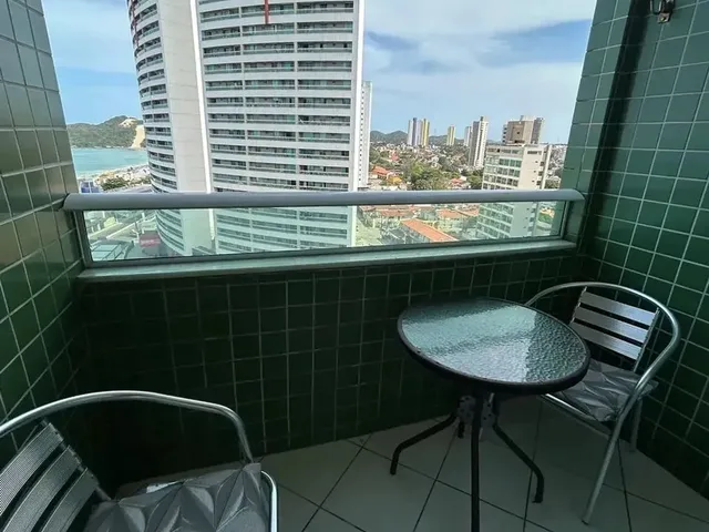 Imagem 1: Laise Mostra Curva do Vento em Ponta Negra