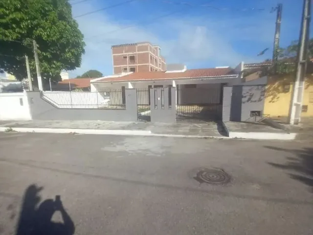 Imagem: Casa Terrea 250 M², 4/4, Bairro Capim Macio