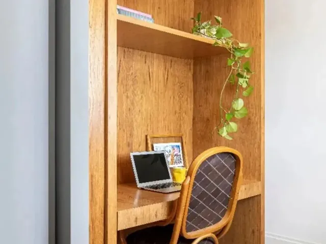 Imagem 11: Ibeda - Apartamento À Venda em Lagoa Nova. Sala, Cozinha, 2 Suítes, 2V