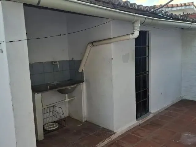Imagem 2: Casa em Nossa Senhora da Apresentação C/ 2 Quartos e Garagem
