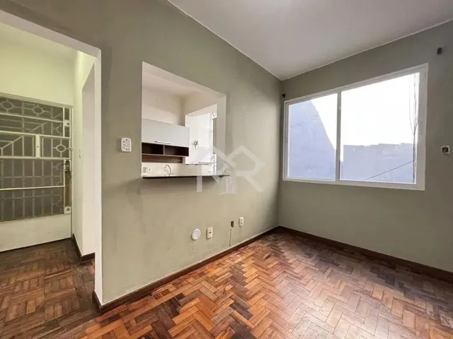 Imagem 5: Apartamento Semimobiliado com 02 Quartos para Alugar em Porto Alegre no Bairro Santana