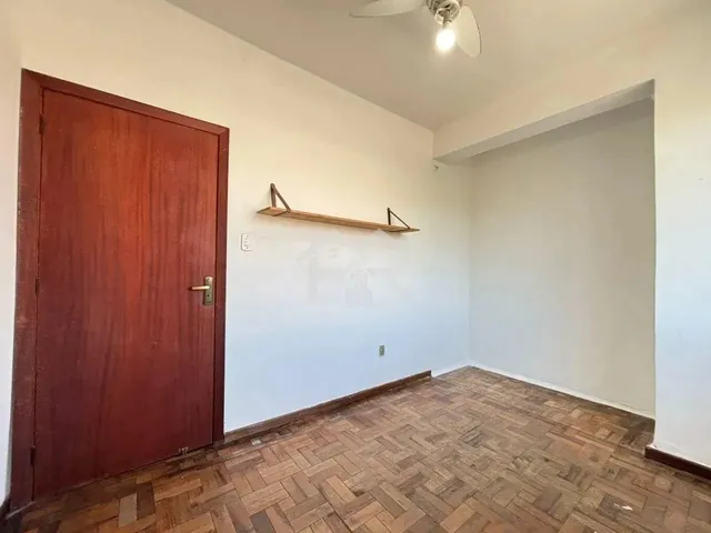 Imagem 8: Apartamento Semimobiliado com 02 Quartos para Alugar em Porto Alegre no Bairro Santana