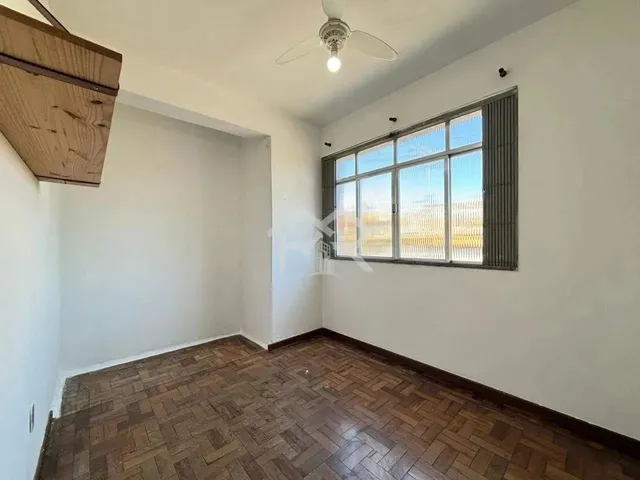 Imagem 9: Apartamento Semimobiliado com 02 Quartos para Alugar em Porto Alegre no Bairro Santana