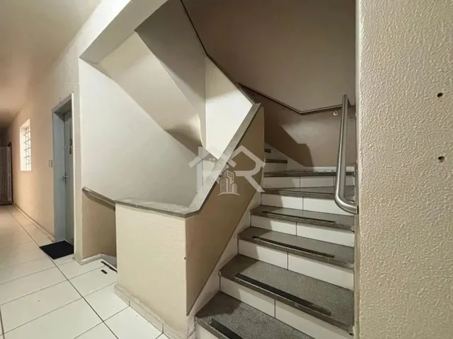 Imagem 6: Apartamento Semimobiliado com 02 Quartos para Alugar em Porto Alegre no Bairro Santana